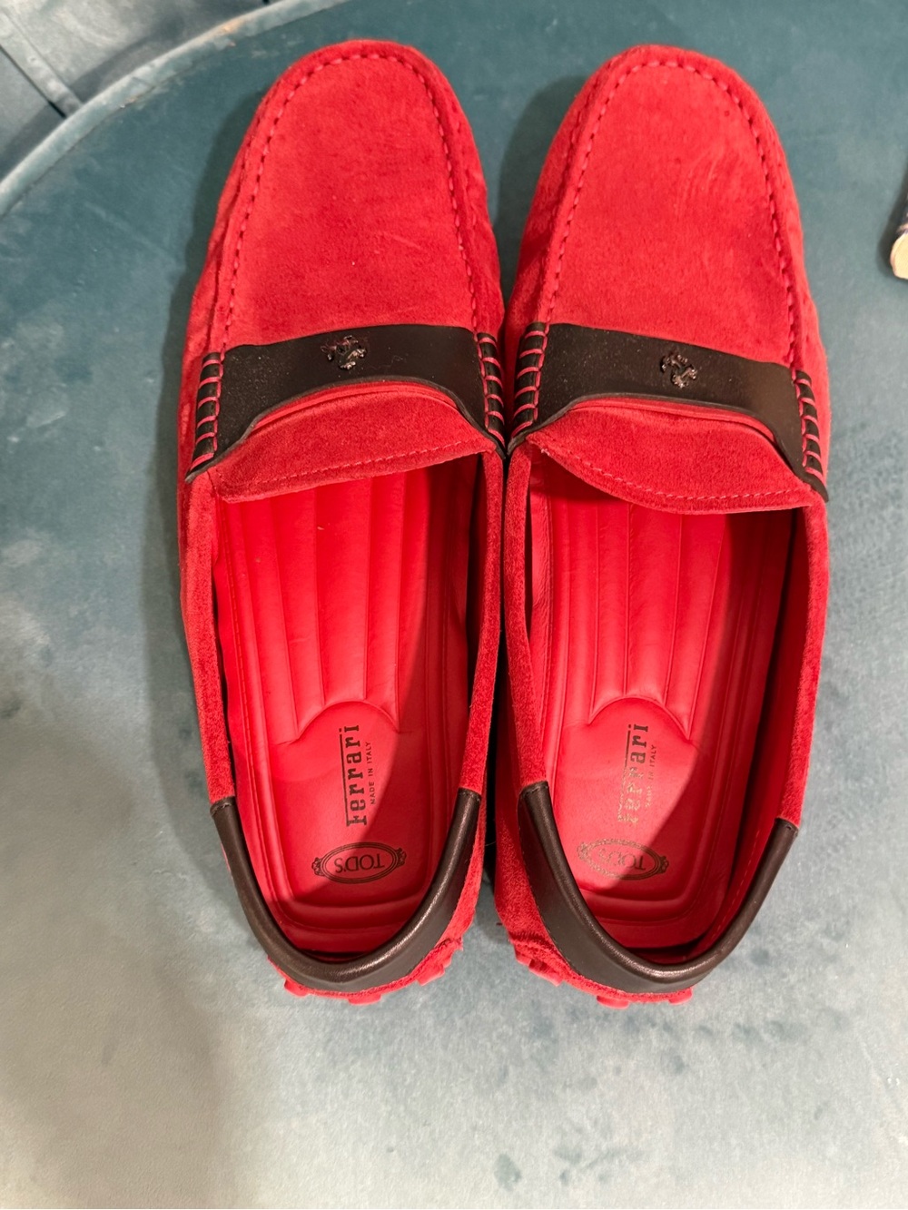Tod’s for Ferrari Red Suede Gommino Driving Loafers – Men’s Size 7
